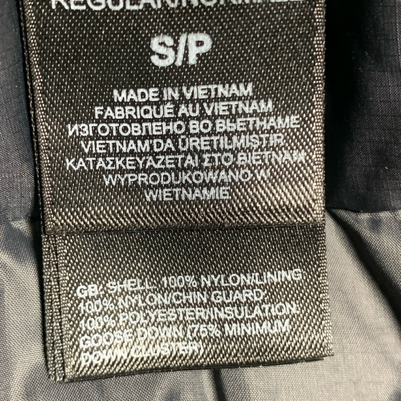 The NorthFace, Down Vest - Picture 11 of 13